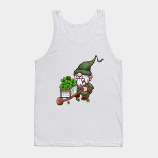 St Patrick’s Day Gnome With Wheelbarrow Carrying Four-Leaf Clovers Tank Top